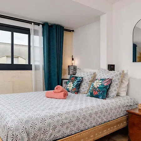 度假居 Loft Contemporain A 2 Pas Du Centre 波尔多