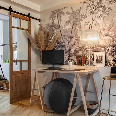 Tatil Evi Loft Contemporain A 2 Pas Du Centre Bordeaux